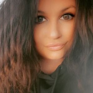 Meet your Posher, Brandy